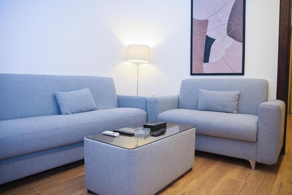 Панорама Nairoukh Hotel 3*