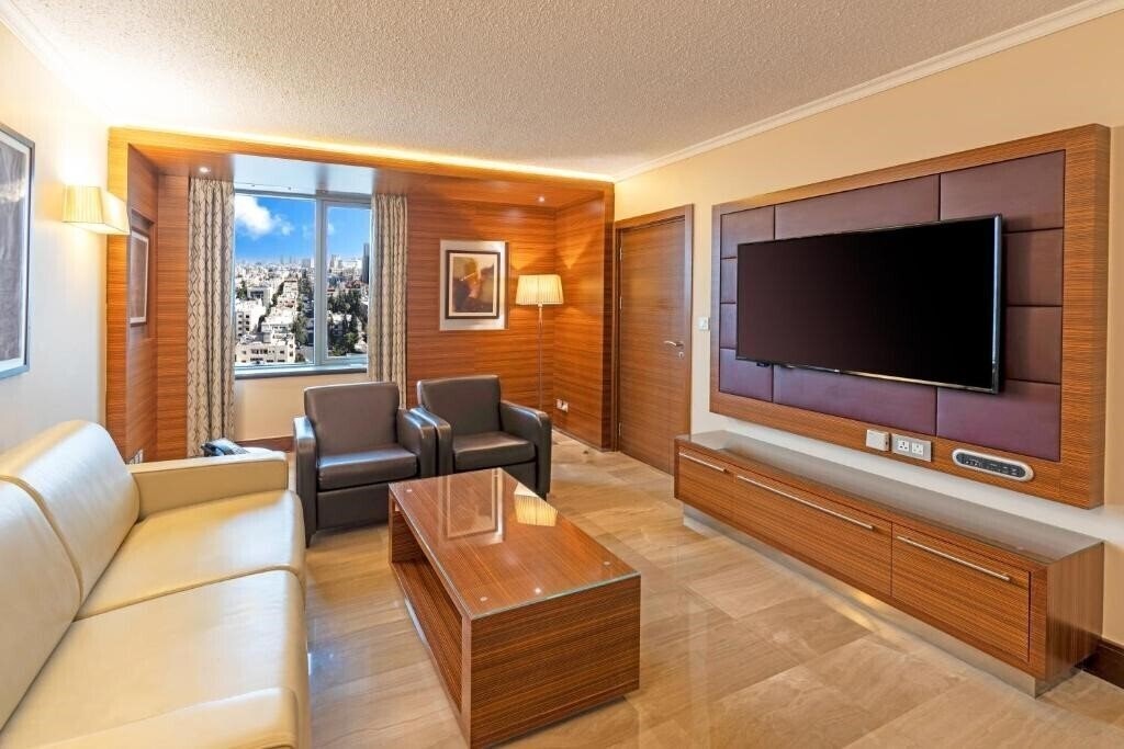 Апартаменты Crown Plaza Amman 5*