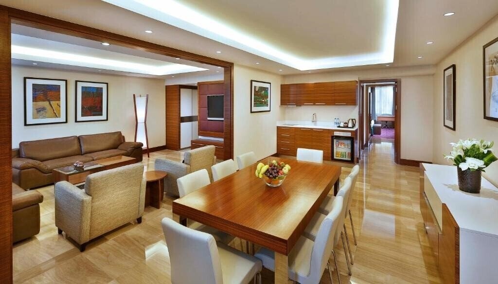 Панорама Crown Plaza Amman 5*