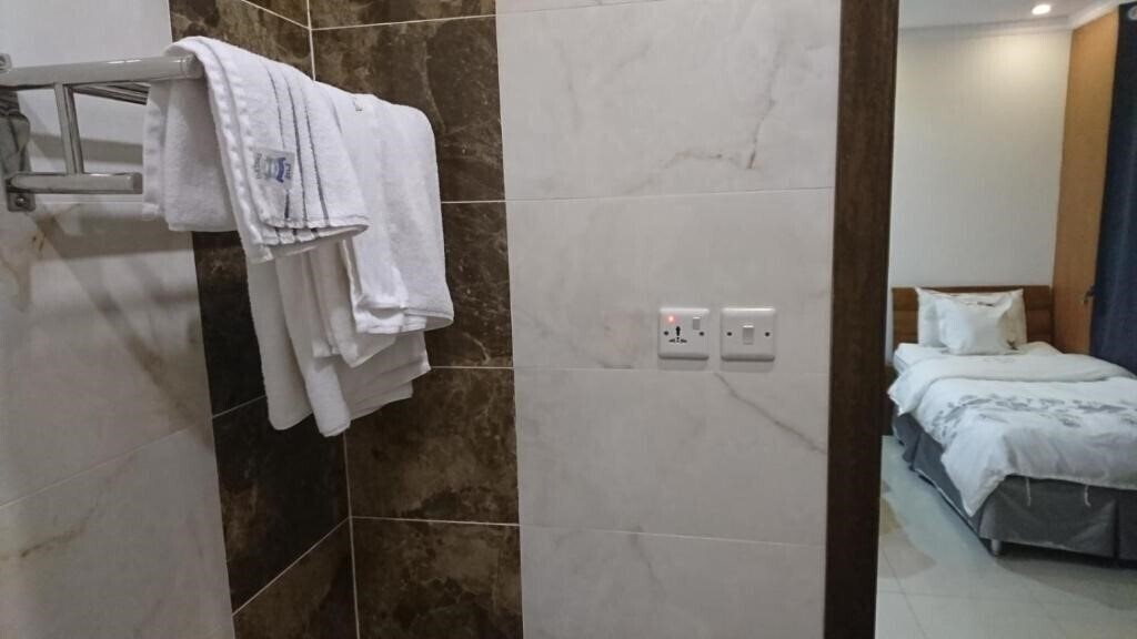 Фото Dana Plaza 3*