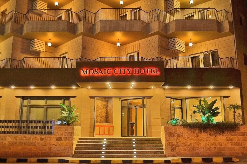 Отель Mosaic City Hotel 3*