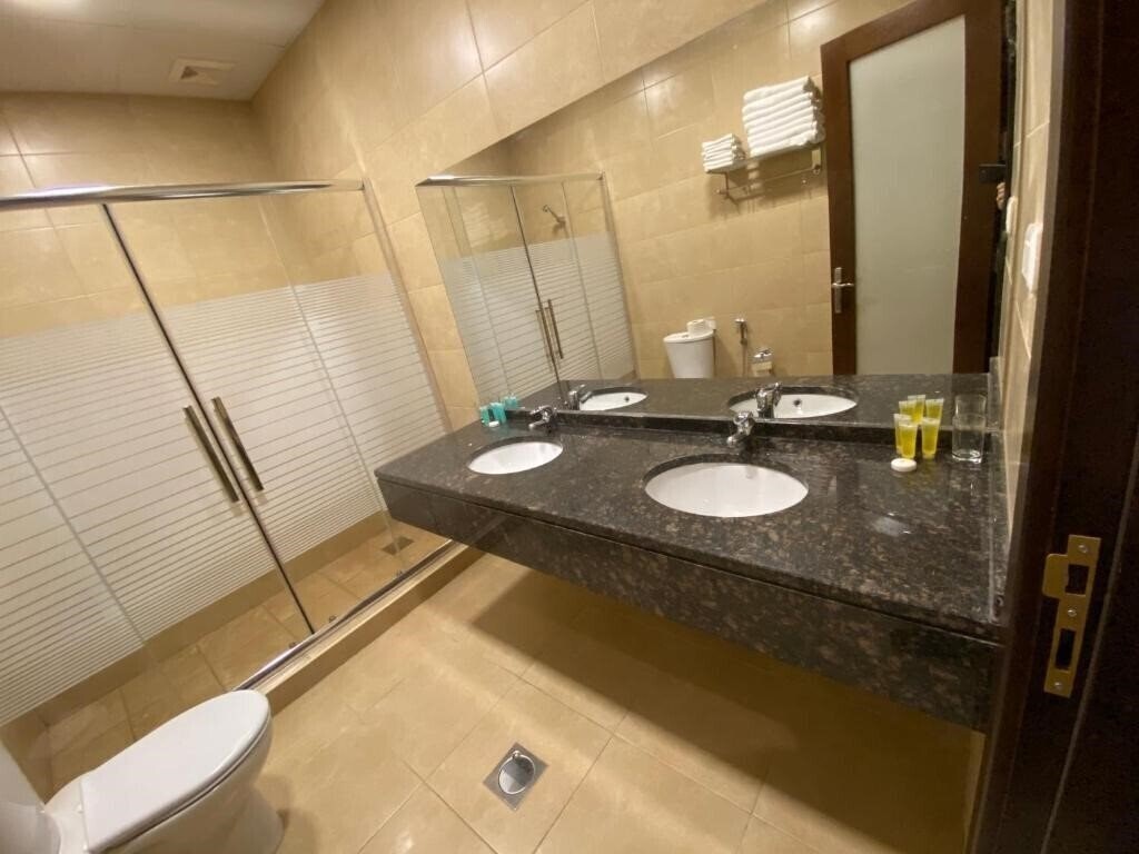 Апартаменты Mosaic City Hotel 3*