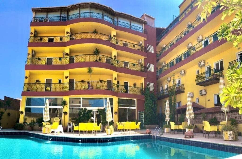Панорама Mariam Hotel 2*