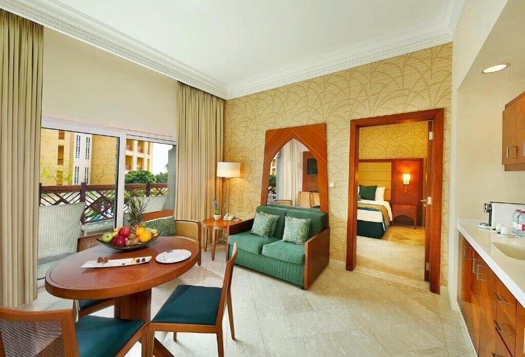 Панорама Crowne Plaza Jordan Dead Sea Resort & SPA 5*