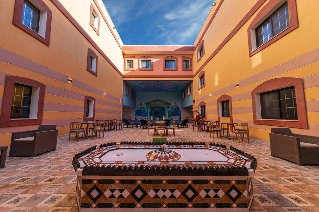 Территория Petra Canyon Hotel 4*