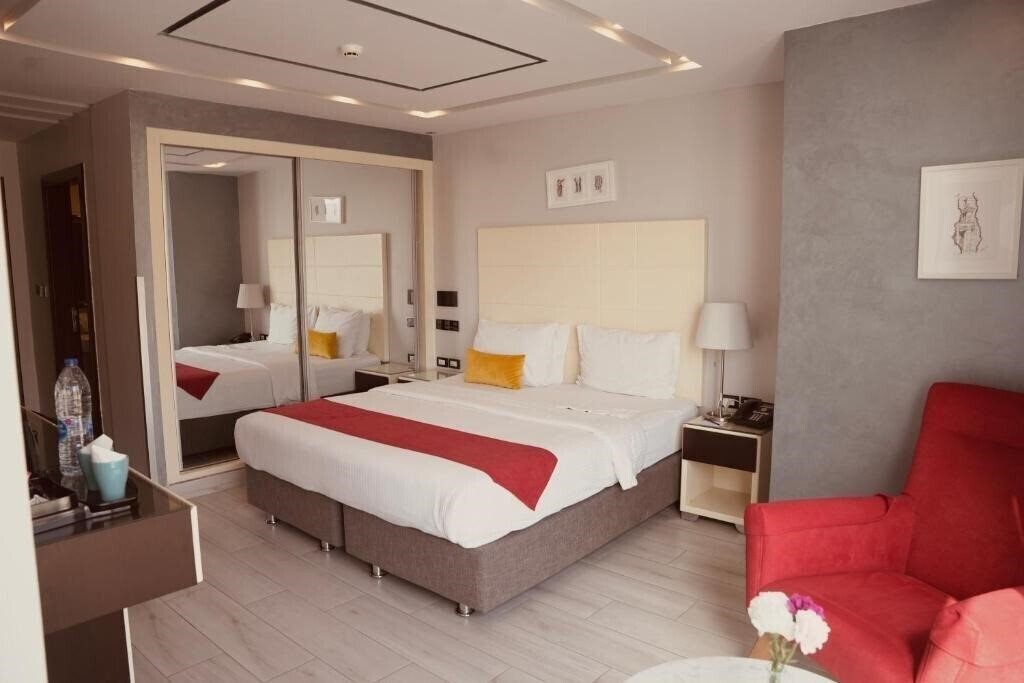 Картинка Petra Boutique Hotel 4*