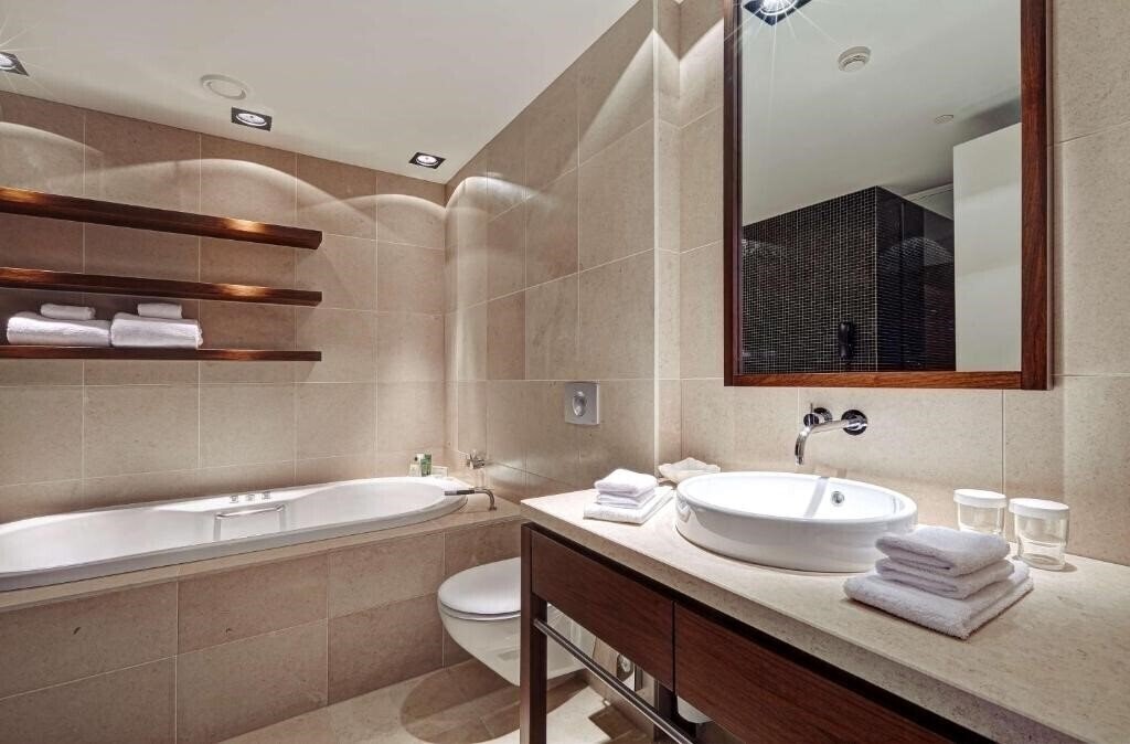 Фотографія Hilton Reykjavik Nordica 4*