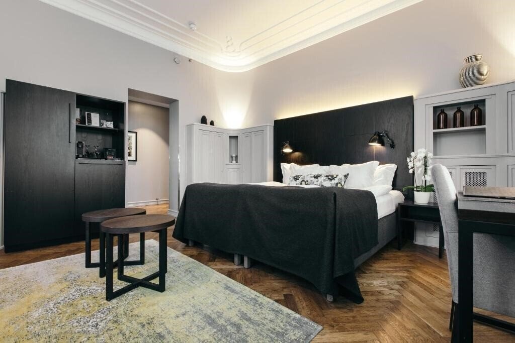 Готель Apotek 4*