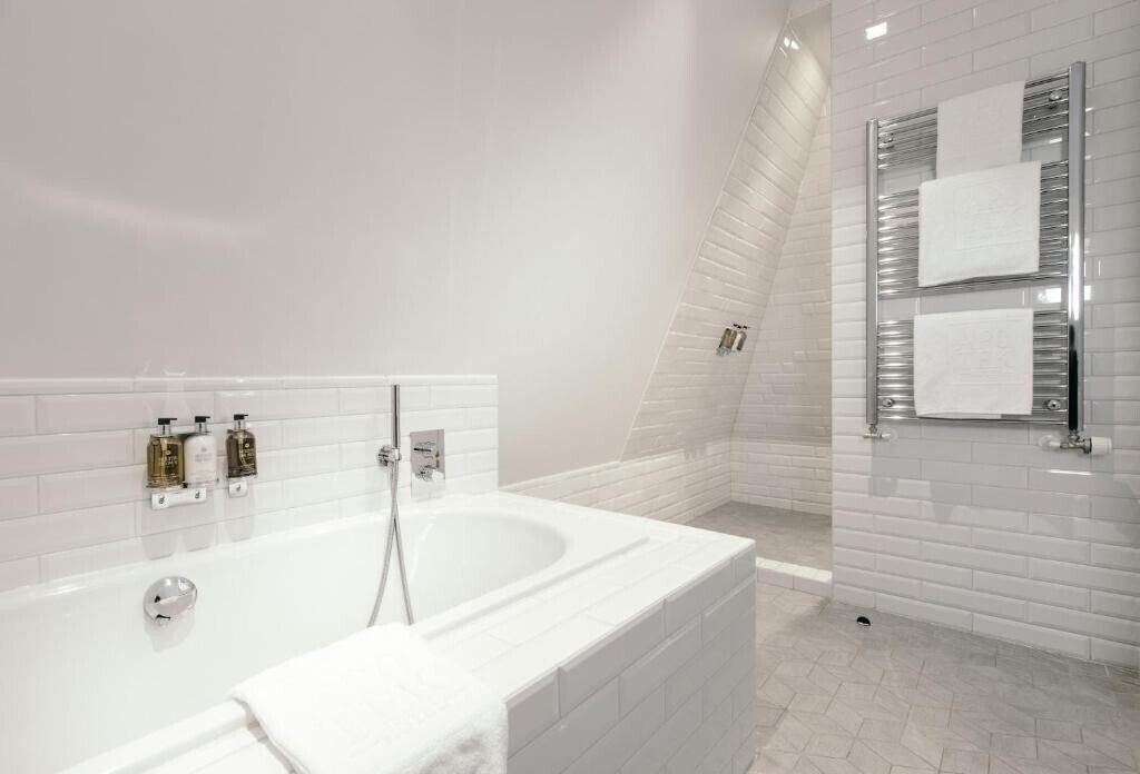 Панорама Apotek 4*