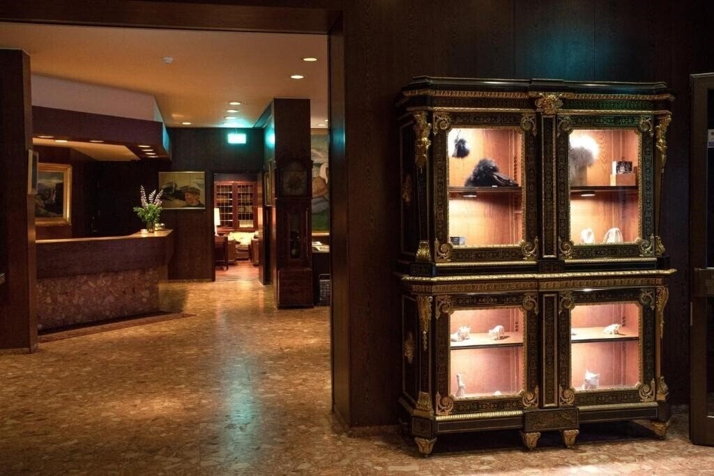 Панорама Holt 4*