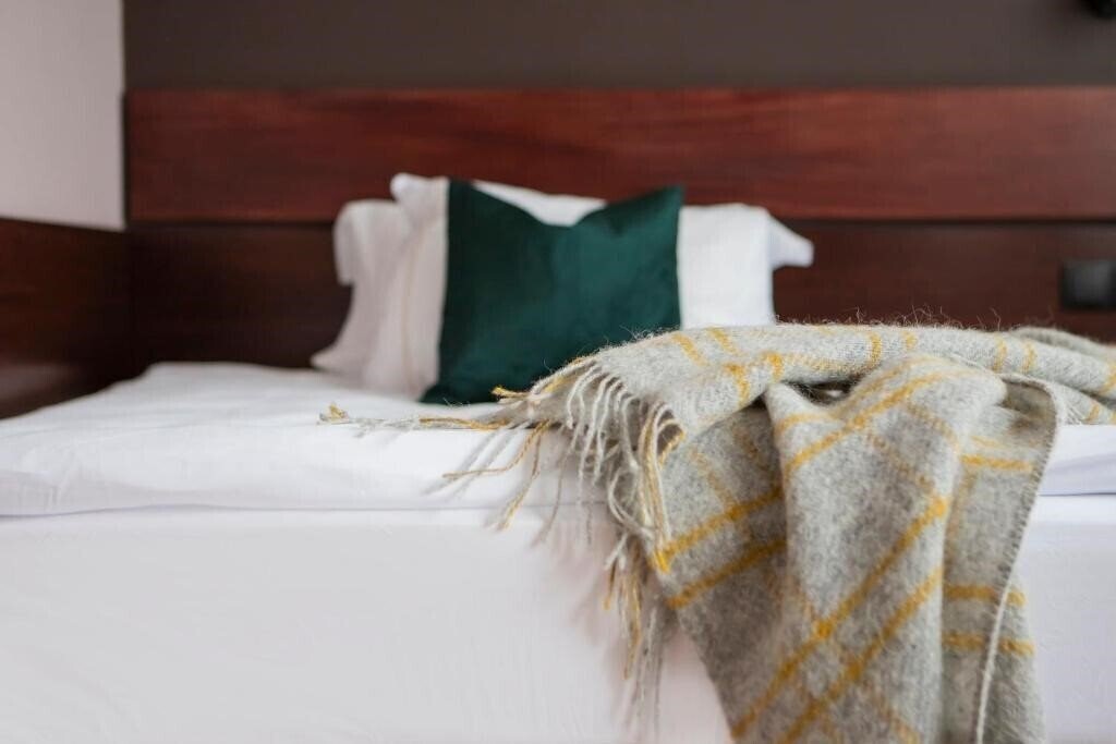 Территория Holt 4*