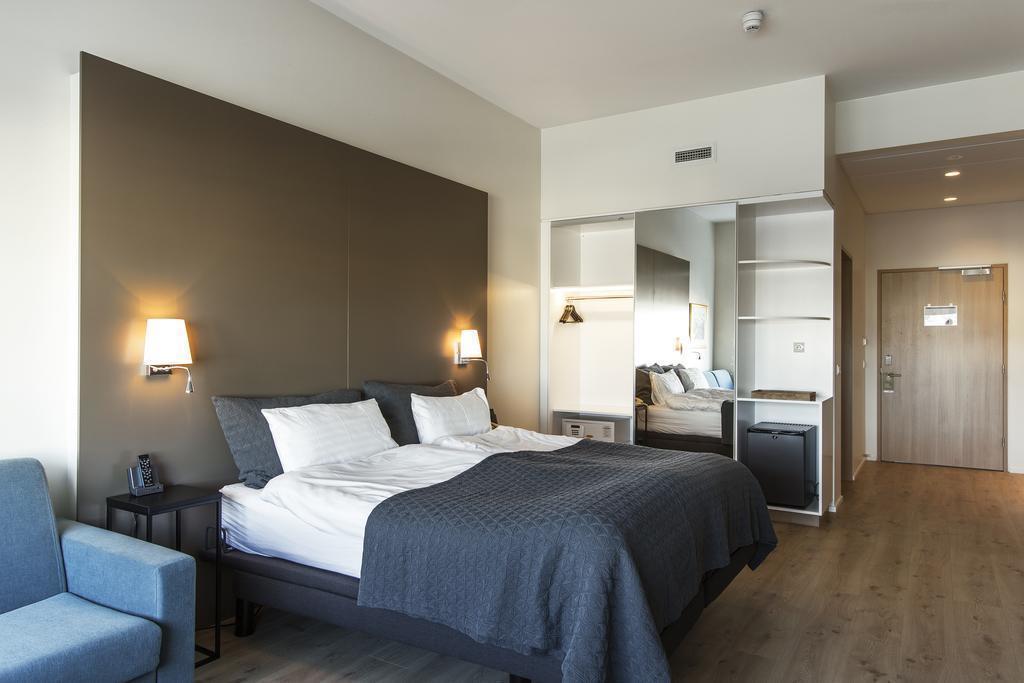 Панорама Island 3*