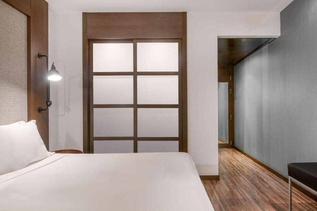 Апартаменти AC Hotel by Marriott Alicante 4*