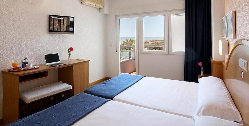 Картинка Playas de Guardamar 3*