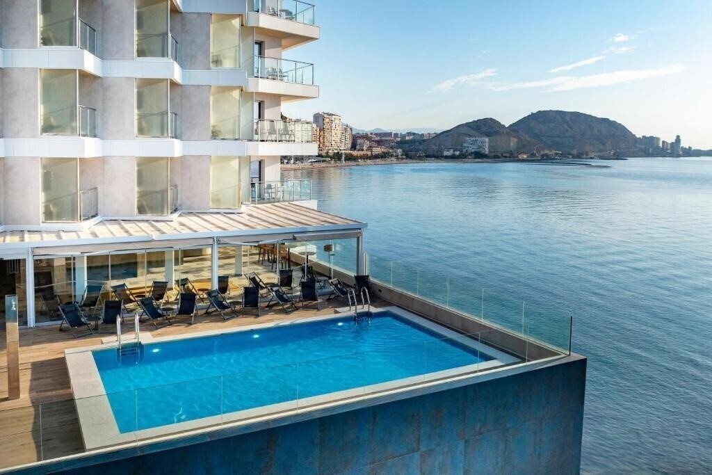 Картинка Innside by Melia Alicante Porta Maris (ex. Innside Alicante Porta Maris) 4*