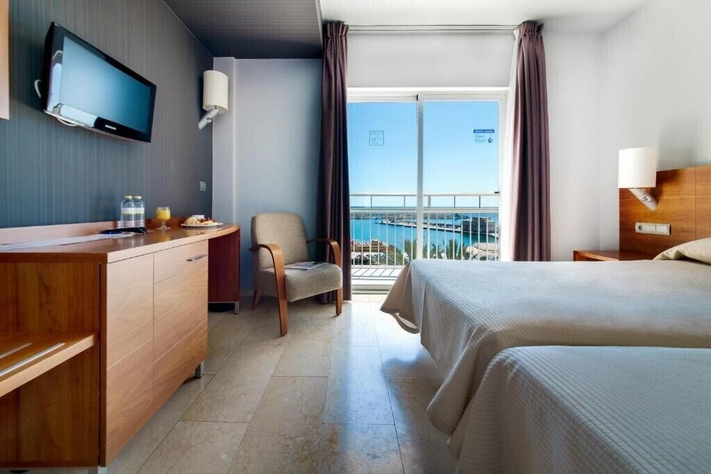 Фото Hotel Porto Calpe 3*
