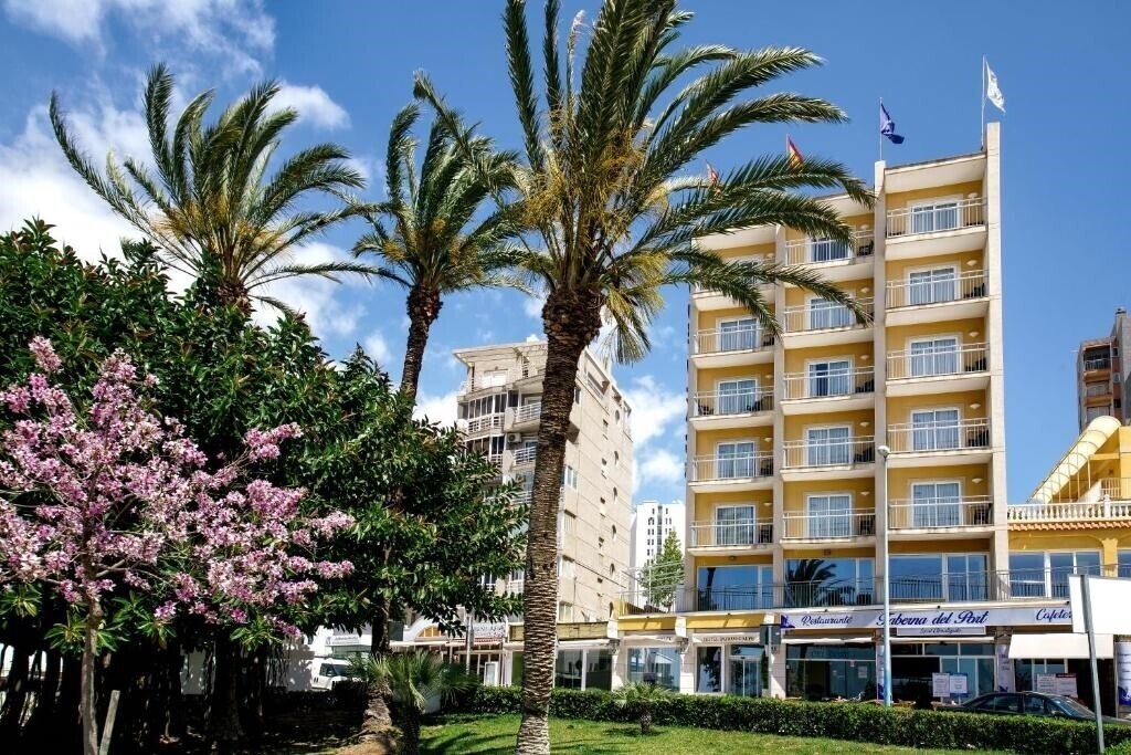 Територія Hotel Porto Calpe 3*