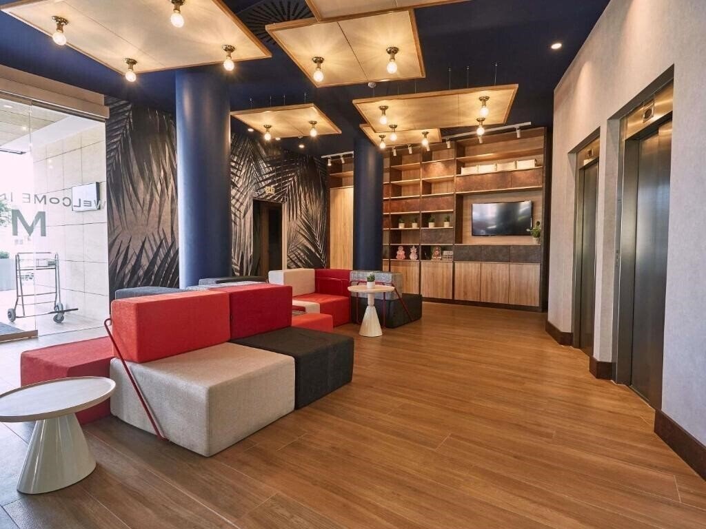 Территория Ibis Elche 3*