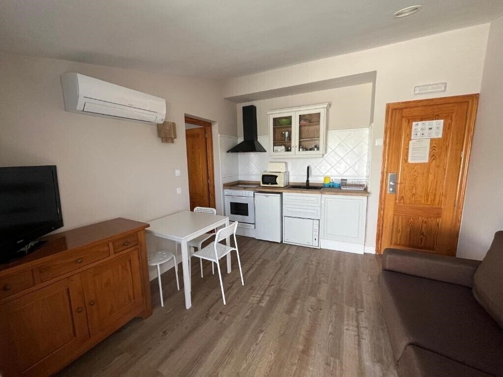 Вид Aparthotel Pinosol 3*