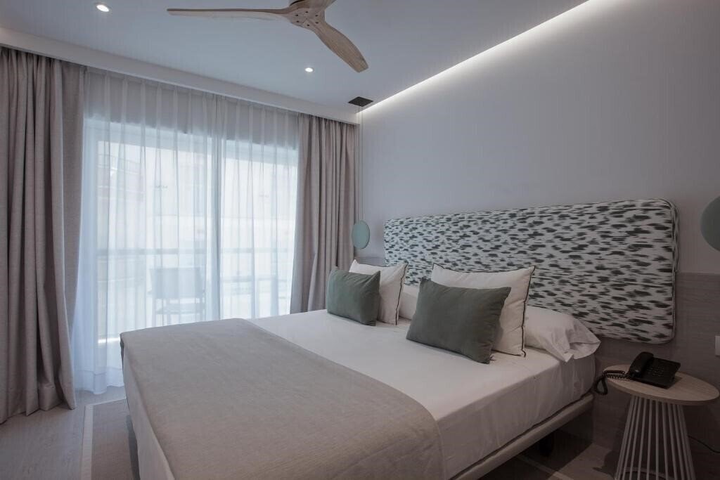 Апартаменти Som Fona 4*