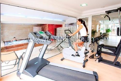 Готель Ferrer Maristany 4*