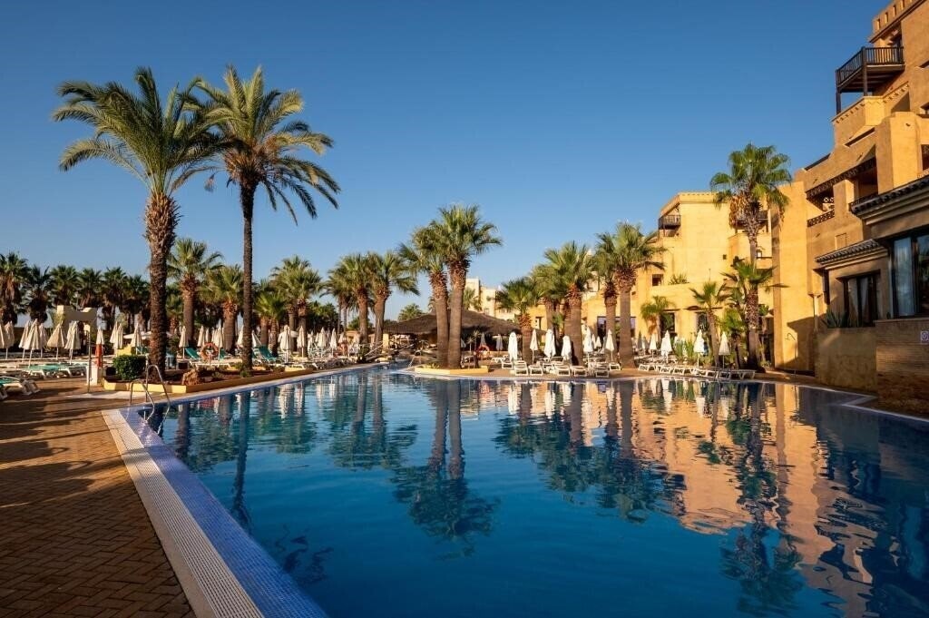 Фотографія Iberostar Isla Canela 4*