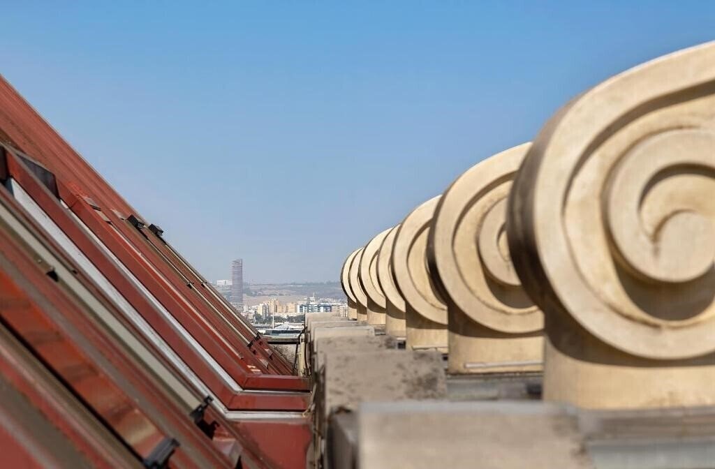 Вид Vertice Sevilla 4*