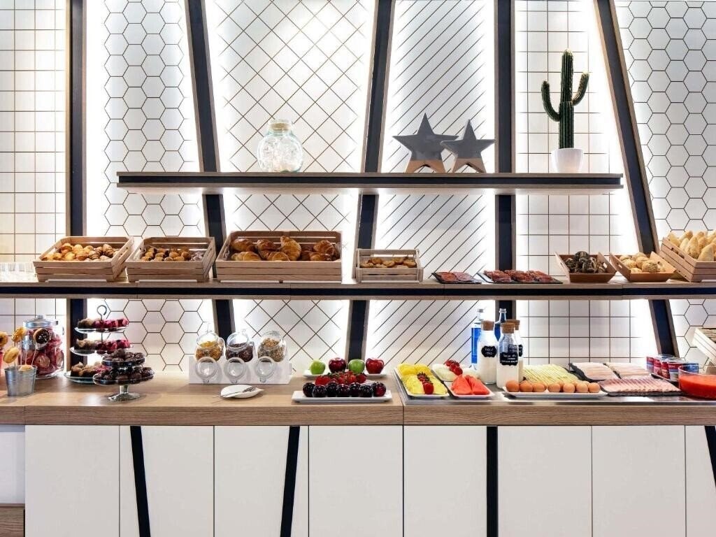 Картинка Ibis Styles A Coruna 4*