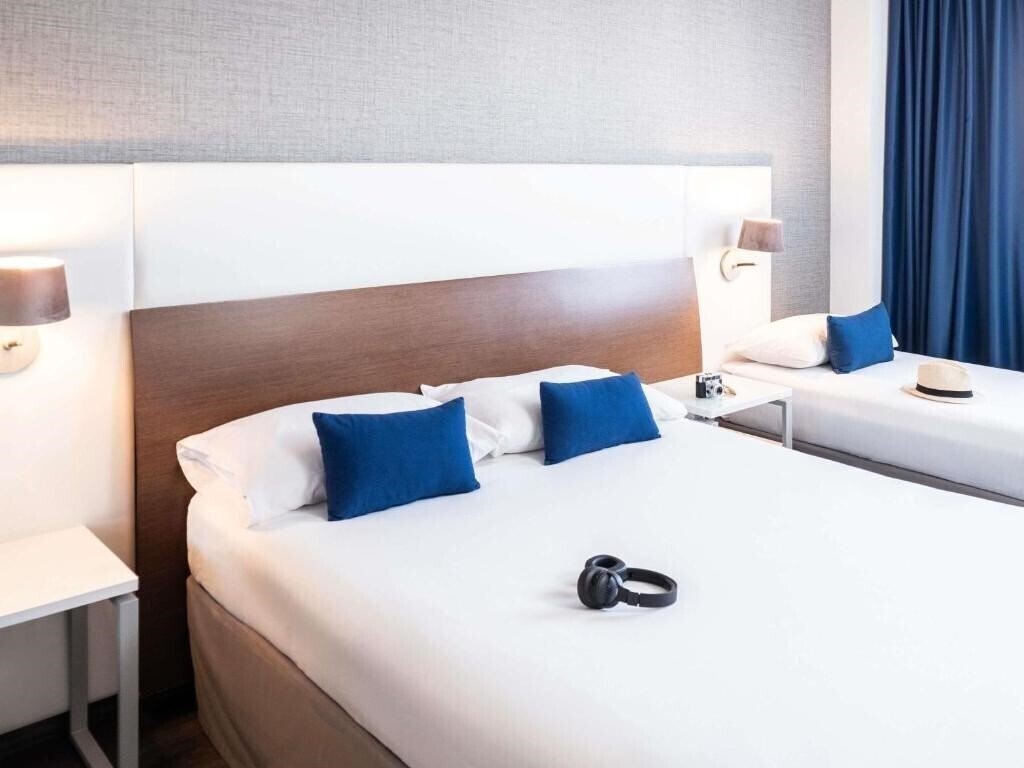 Апартаменты Ibis Styles A Coruna 4*