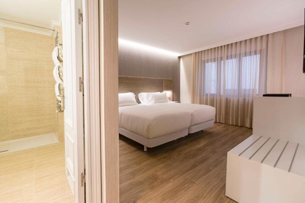 Территория Nh Principado 3*