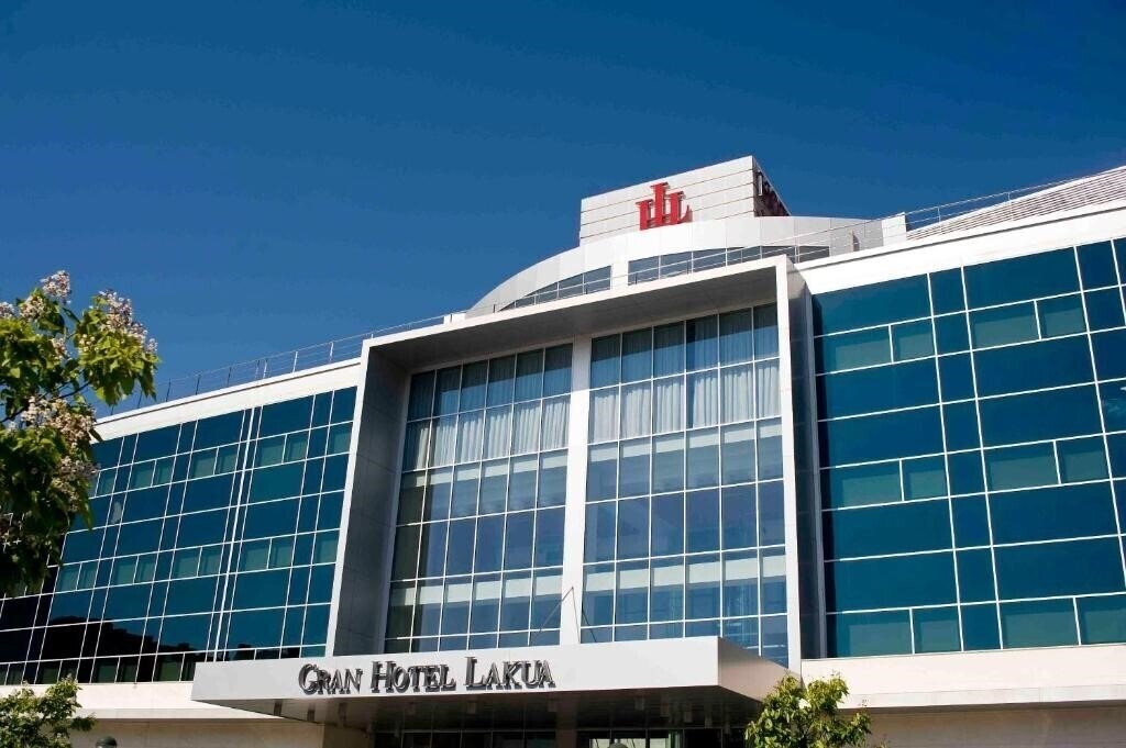 Отель Gran Hotel Lakua 5*