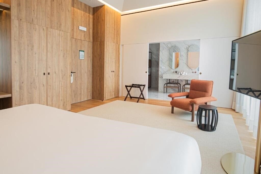 Картинка The Lince Santa Clara 5*