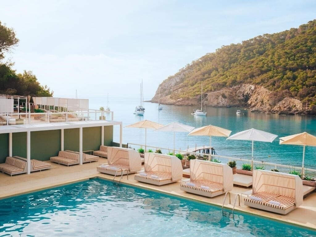 Готель Mondrian Ibiza 5*