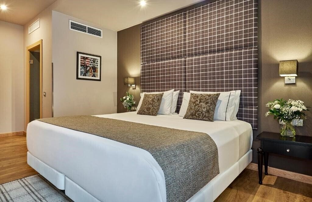 Територія Hesperia Metropol 3*