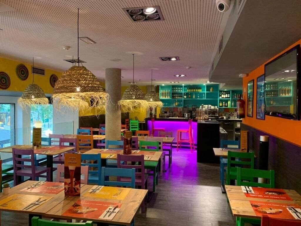 Картинка 08028 Apartments 3*