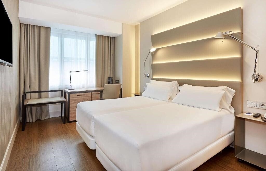 Картинка NH Sants Center 3*