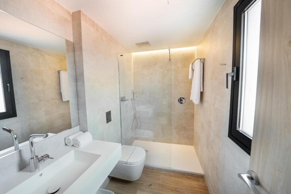 Вид Caledonian 3*