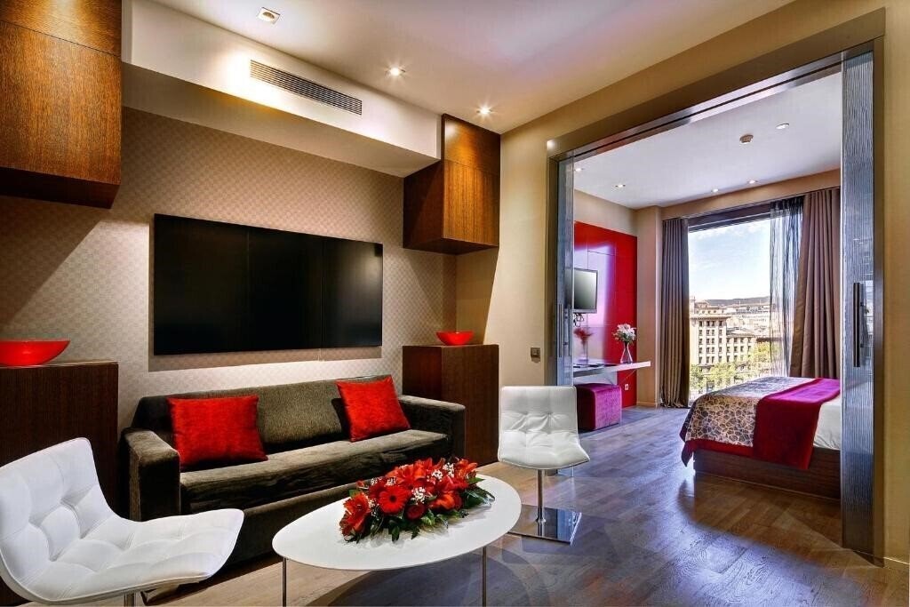 Картинка Olivia Plaza 4*