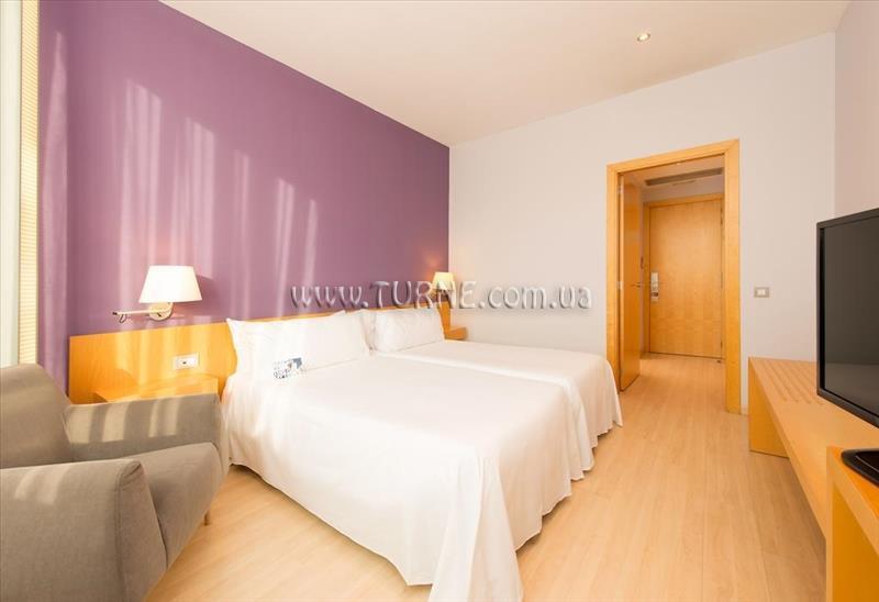 Панорама Tryp Aeropuerto 4*