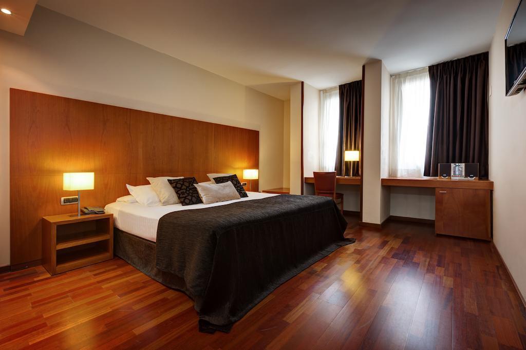 Территория Acevi Villarroel 4*