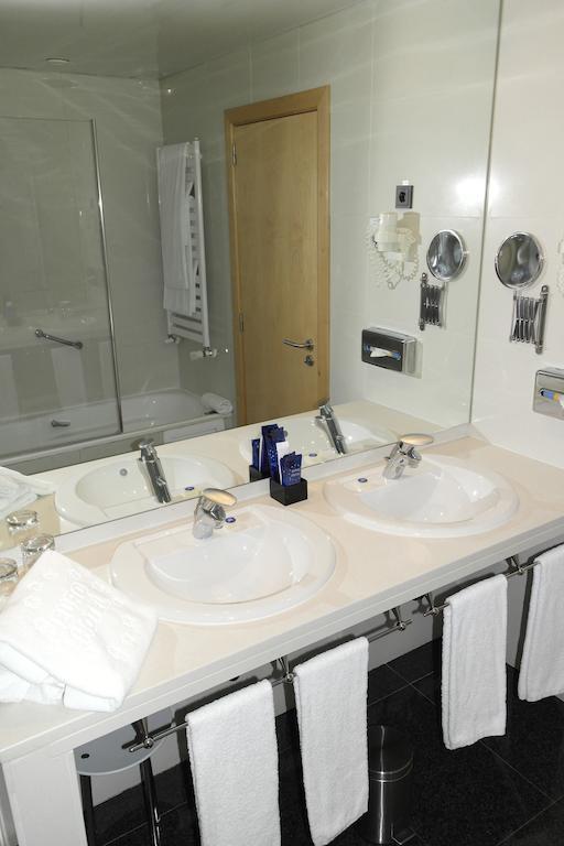 Вид Eurohotel Diagonal Port 4*