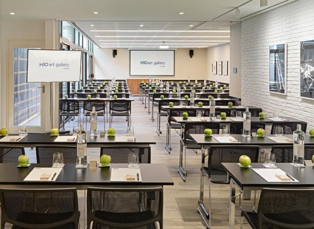Картинка H10 Art Gallery 4*