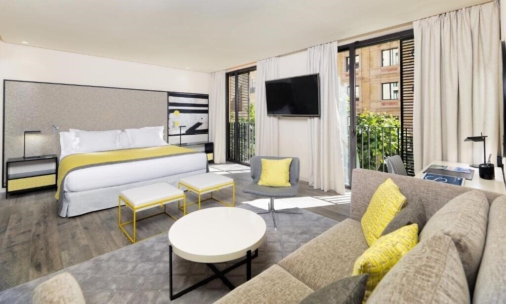 Панорама H10 Art Gallery 4*