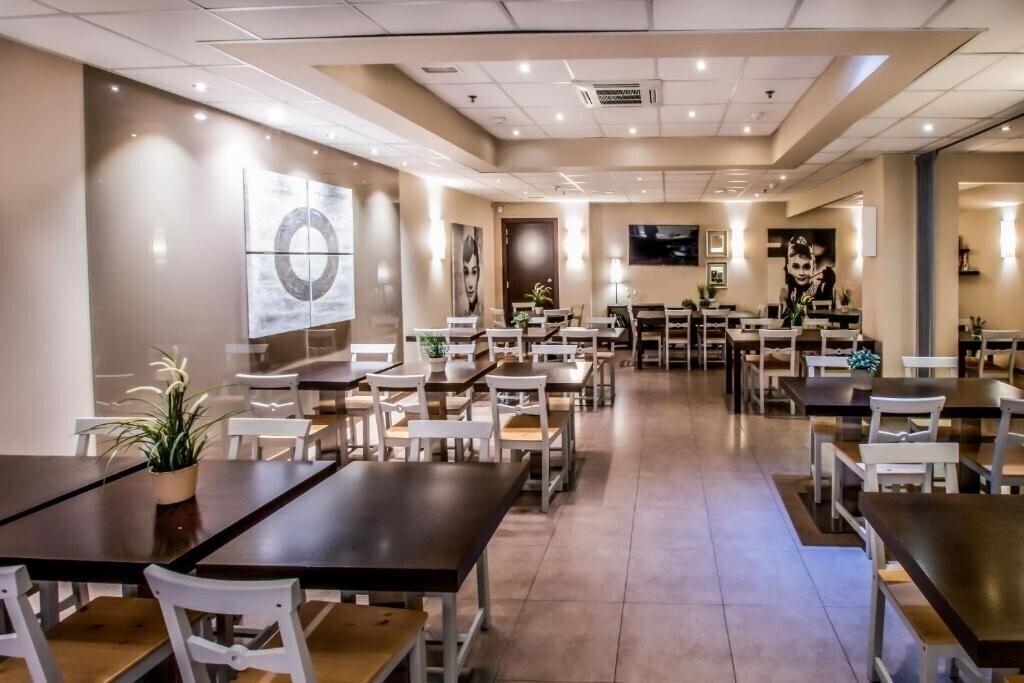 Фотография Teatre Auditori 3*