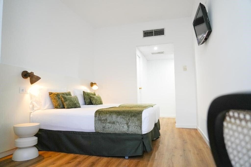 Вид H.Top Bcn City 2*