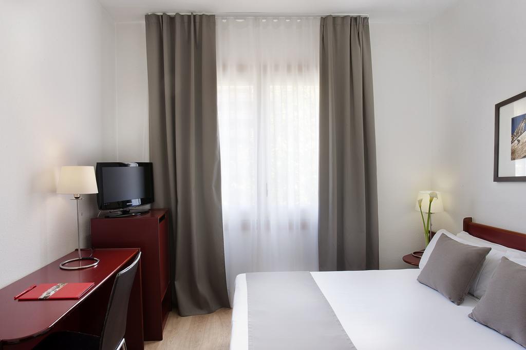 Апартаменты Medium Prisma 2*