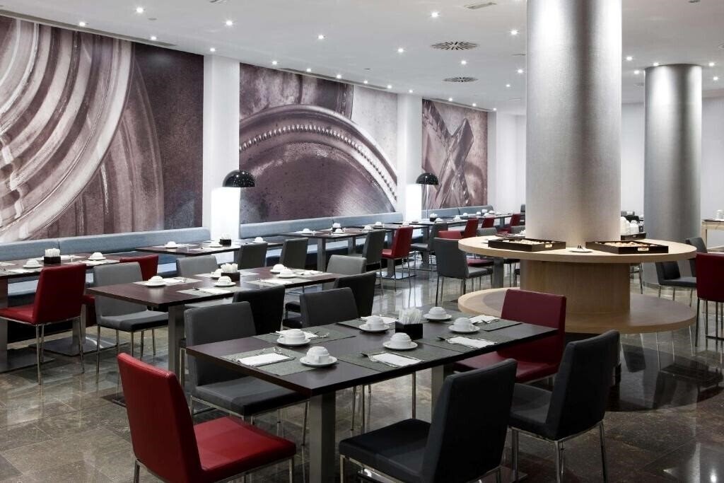 Вид NH Barcelona Diagonal Center 3*