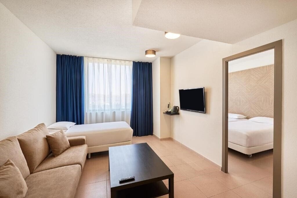 Вид Hesperia Sant Joan Suites 3*