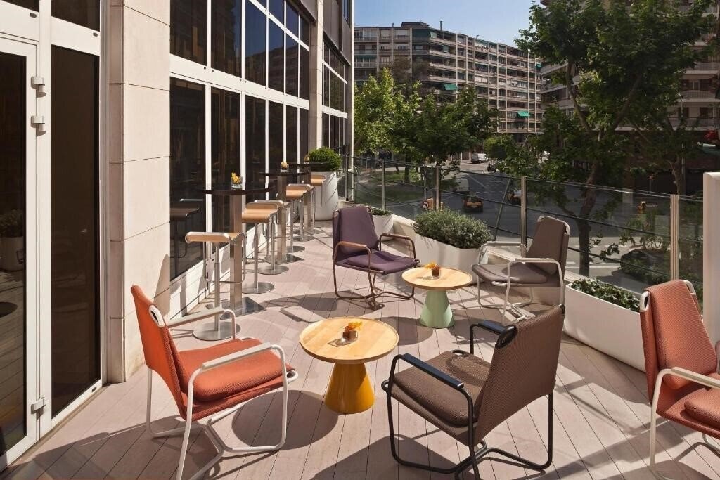 Вид Melia Barcelona Sarria 5*