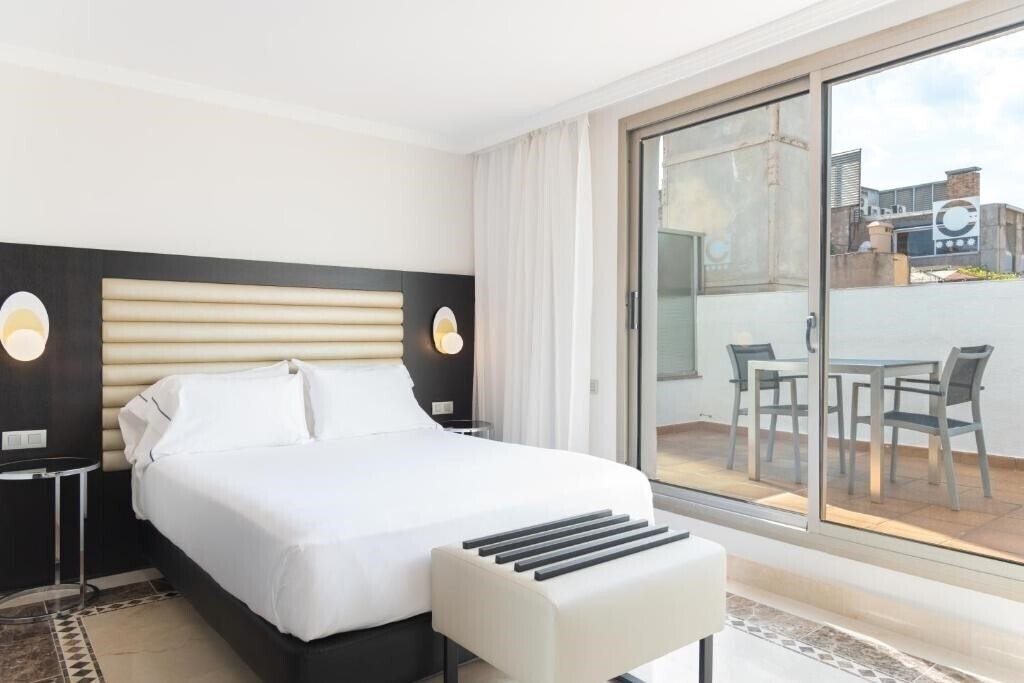 Готель Eurostar Cristal Palace 4*